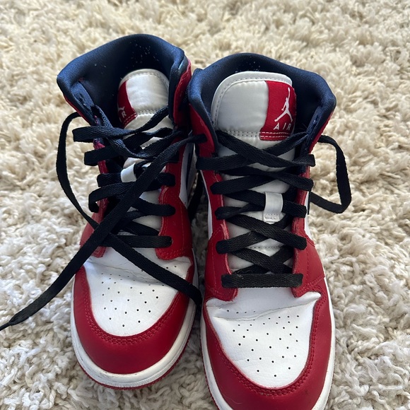 AIR JORDAN 1 MID GS “Chicago 2020” - Picture 3 of 6